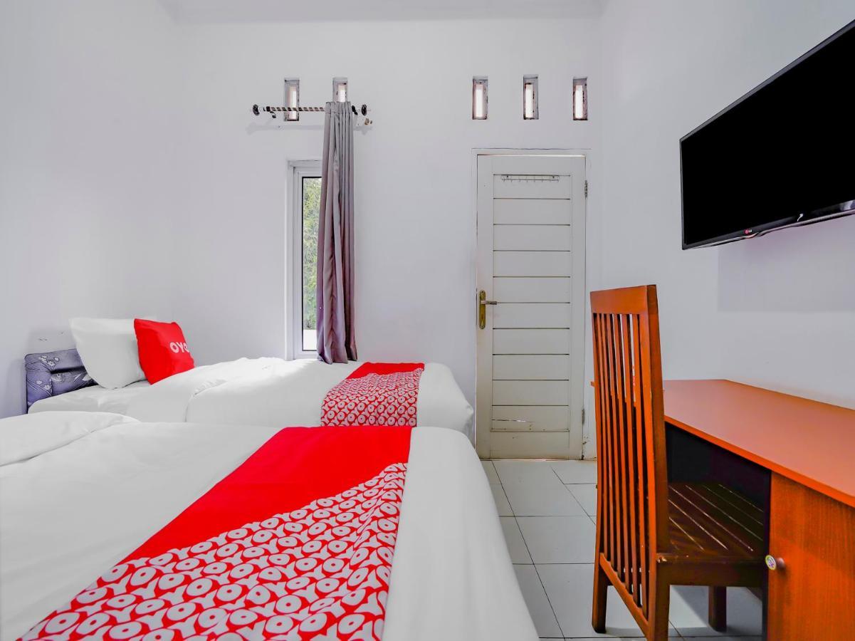 Hotel Oyo 90086 Tasyiq Syariah 2*