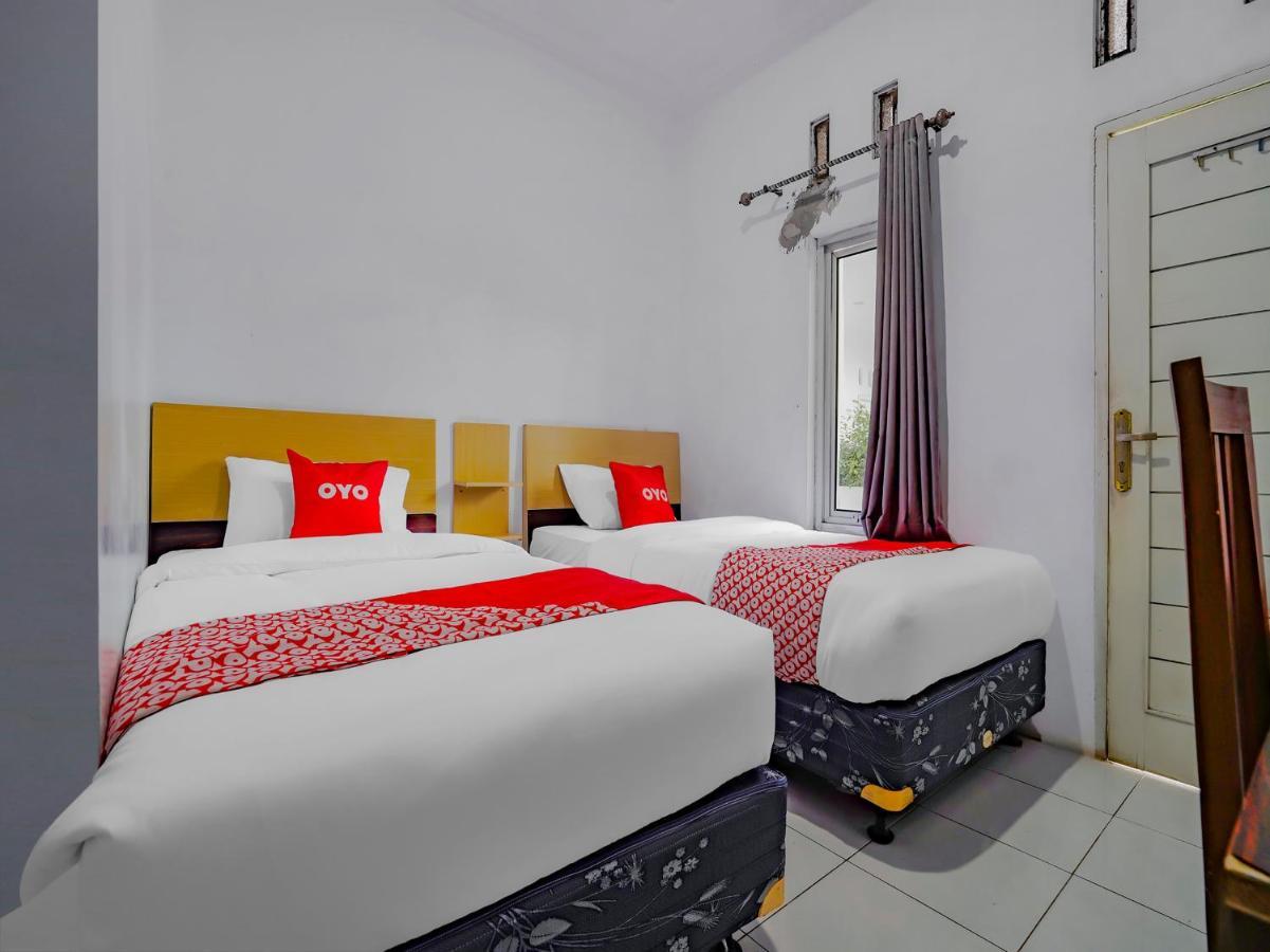 Hotel Oyo 90086 Tasyiq Syariah Tasikmalaya