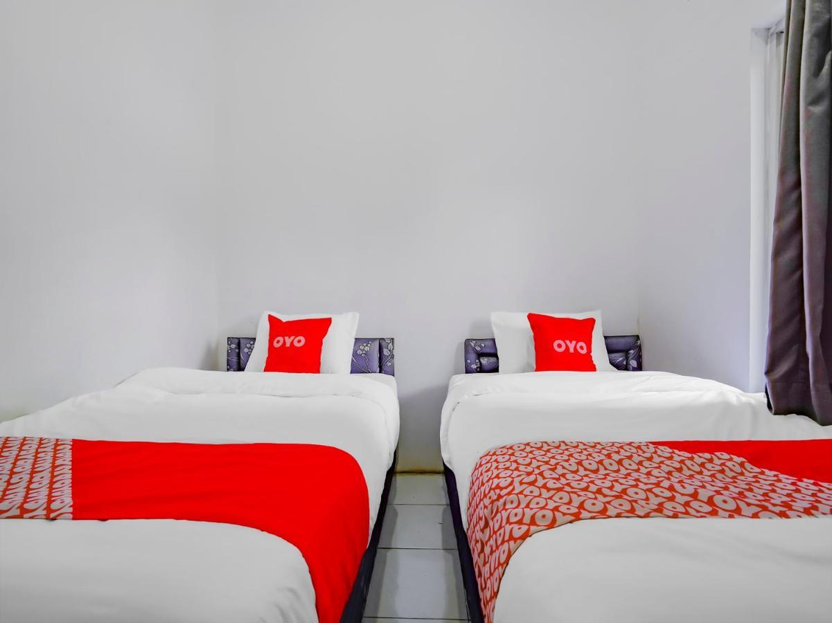 Hotel Oyo 90086 Tasyiq Syariah